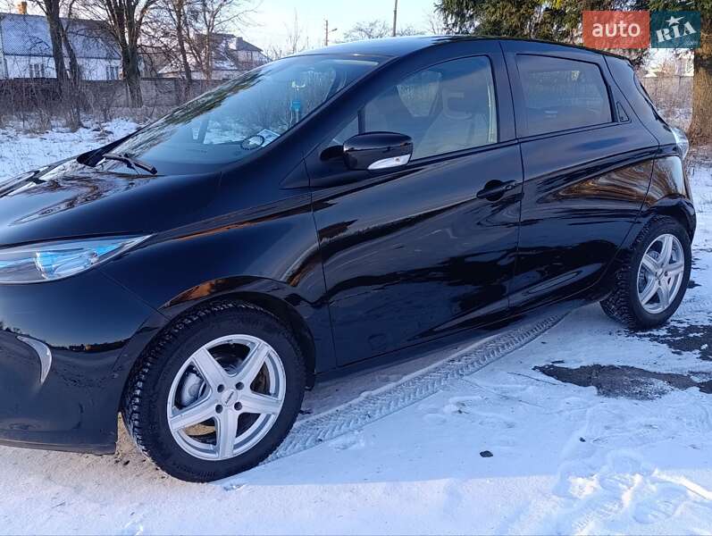 Хэтчбек Renault Zoe 2018 в Дубно
