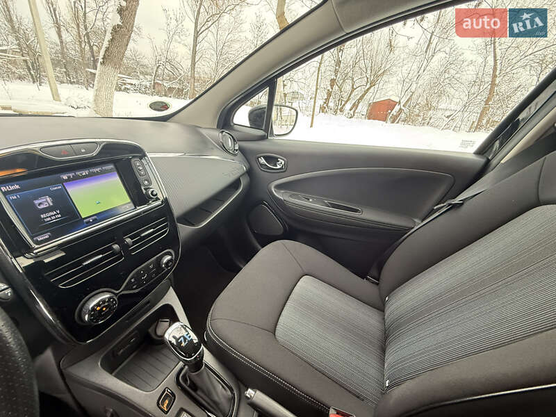 Хэтчбек Renault Zoe 2017 в Ужгороде