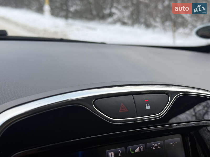 Хэтчбек Renault Zoe 2017 в Ужгороде