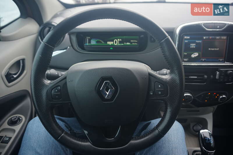 Хэтчбек Renault Zoe 2015 в Самборе