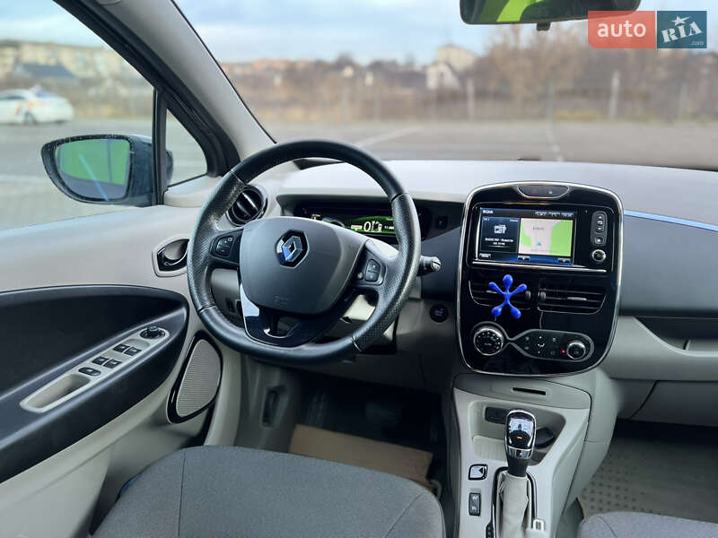 Хэтчбек Renault Zoe 2013 в Дубно