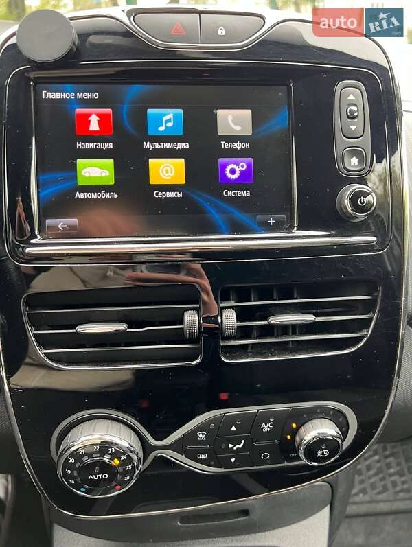 Хэтчбек Renault Zoe 2017 в Киеве фото 19 Хэтчбек Renault Zoe 2017 в Киеве