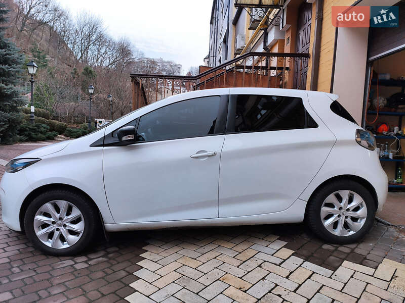 Хэтчбек Renault Zoe 2018 в Ворзеле