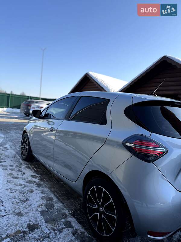 Хэтчбек Renault Zoe 2020 в Самборе