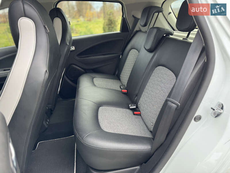 Хэтчбек Renault Zoe 2019 в Львове фото 12 Хэтчбек Renault Zoe 2019 в Львове