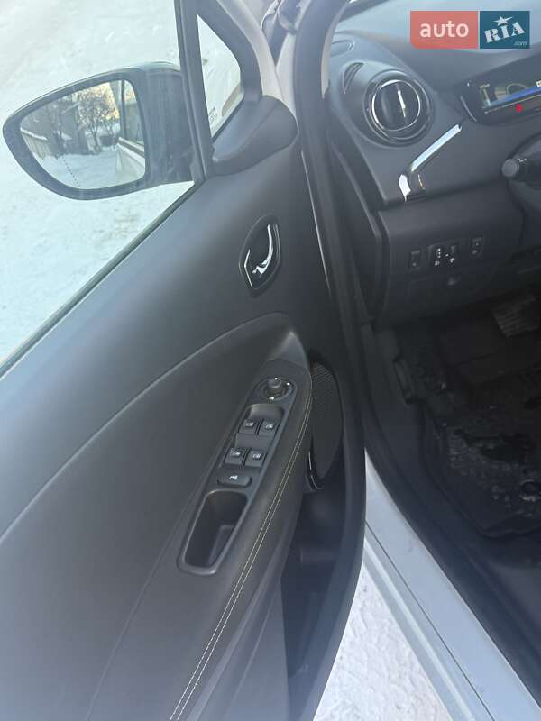 Хэтчбек Renault Zoe 2018 в Тернополе фото 19 Хэтчбек Renault Zoe 2018 в Тернополе