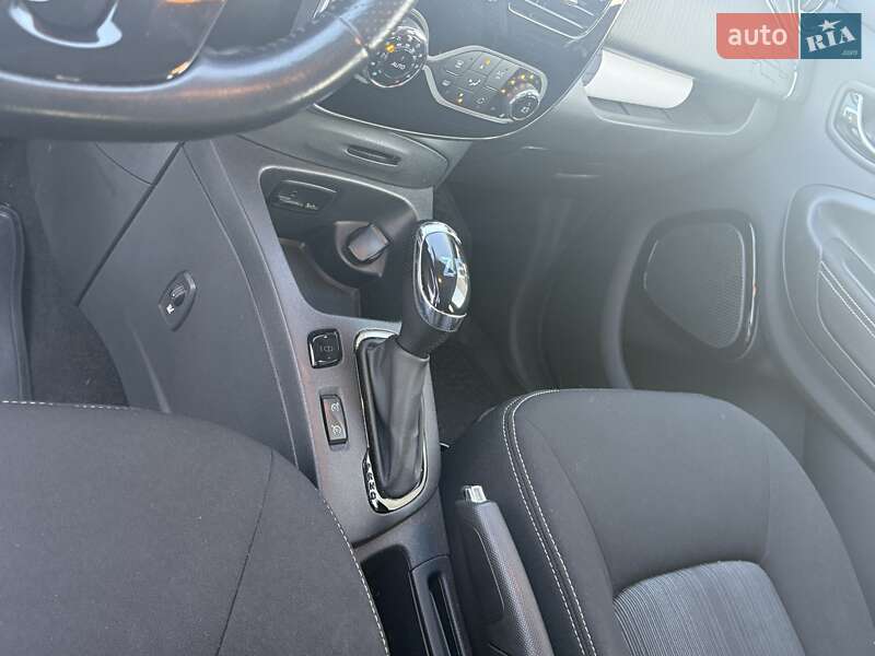 Хэтчбек Renault Zoe 2018 в Тернополе фото 25 Хэтчбек Renault Zoe 2018 в Тернополе
