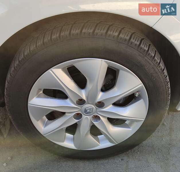 Хэтчбек Renault Zoe 2014 в Одессе фото 14 Хэтчбек Renault Zoe 2014 в Одессе