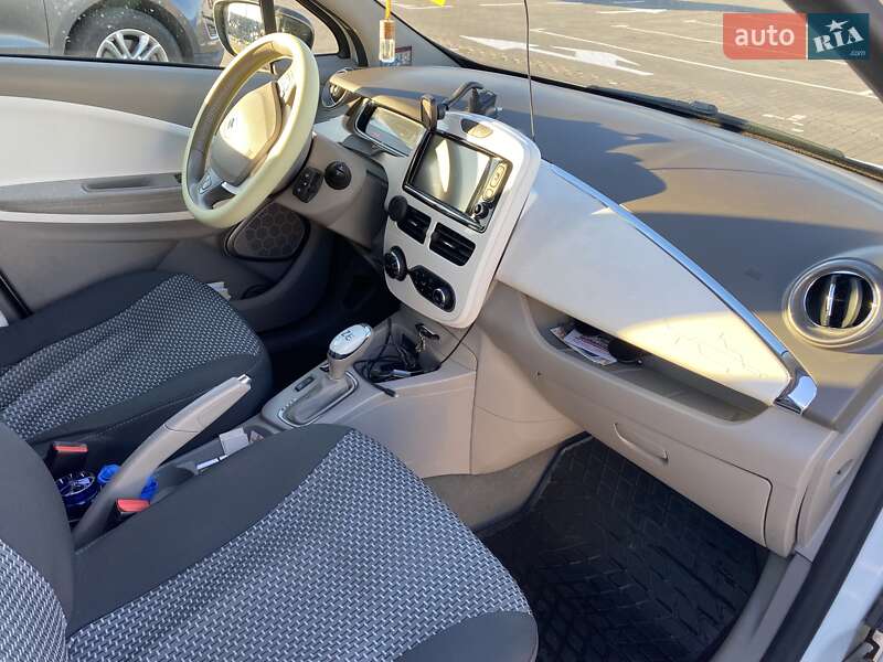 Хетчбек Renault Zoe 2016 в Білій Церкві фото 7 Хетчбек Renault Zoe 2016 в Білій Церкві