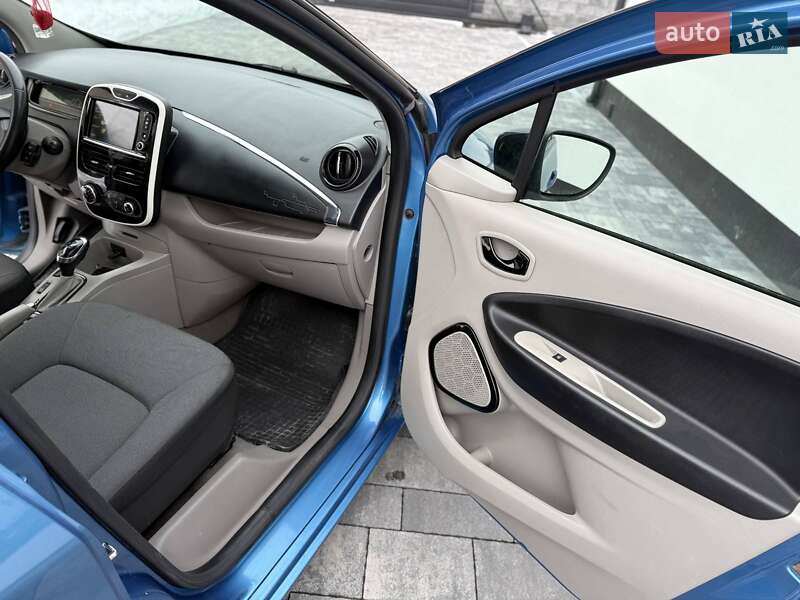 Хэтчбек Renault Zoe 2016 в Ровно фото 22 Хэтчбек Renault Zoe 2016 в Ровно