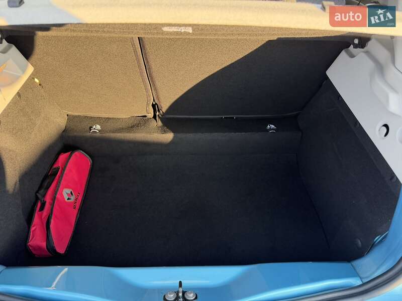 Хэтчбек Renault Zoe 2021 в Ровно фото 34 Хэтчбек Renault Zoe 2021 в Ровно