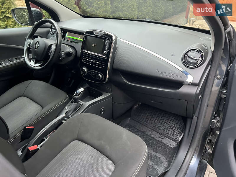 Хэтчбек Renault Zoe 2017 в Львове