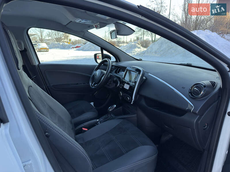 Хэтчбек Renault Zoe 2018 в Киеве