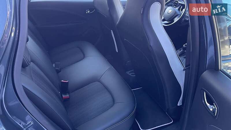 Хэтчбек Renault Zoe 2019 в Киеве