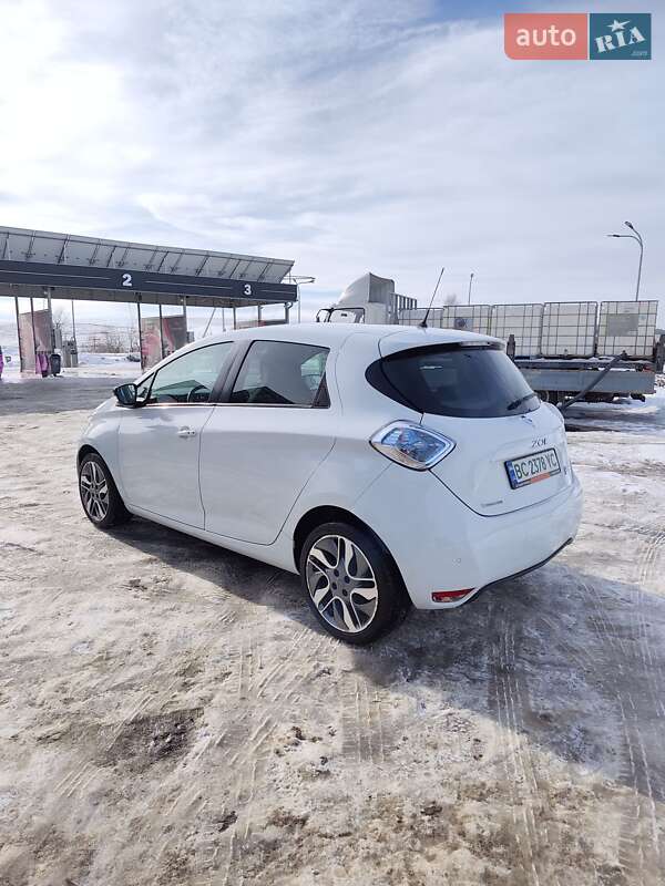 Хэтчбек Renault Zoe 2016 в Львове