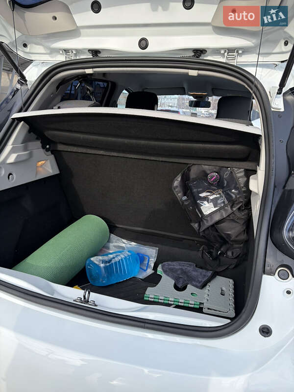 Хетчбек Renault Zoe 2014 в Тернополі