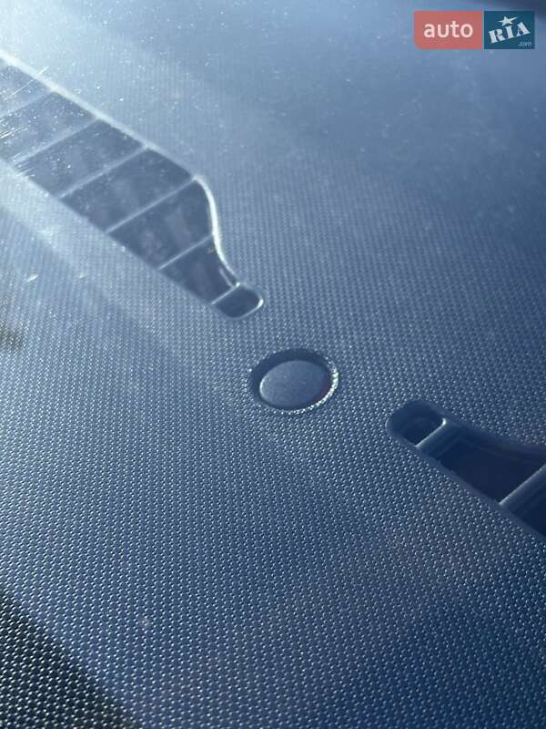 Хетчбек Renault Zoe 2014 в Білогородці фото 36 Хетчбек Renault Zoe 2014 в Білогородці