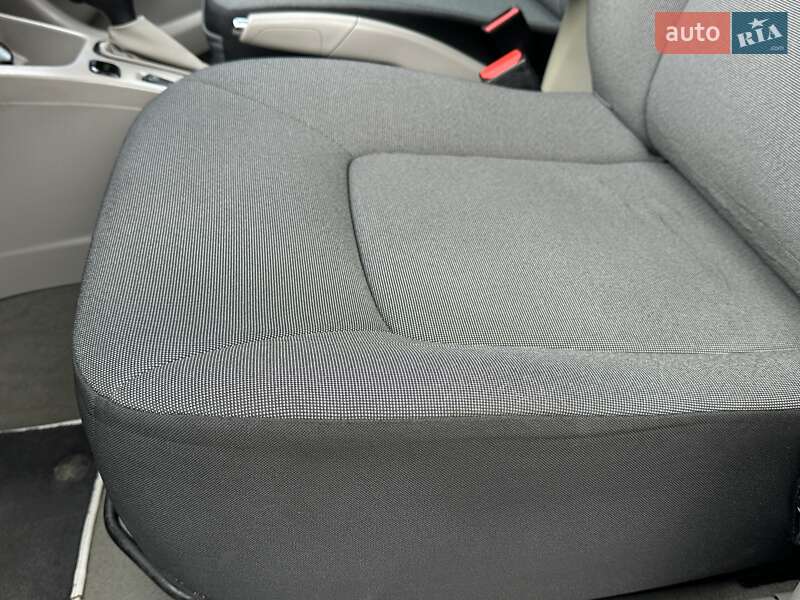 Хэтчбек Renault Zoe 2014 в Ровно фото 55 Хэтчбек Renault Zoe 2014 в Ровно