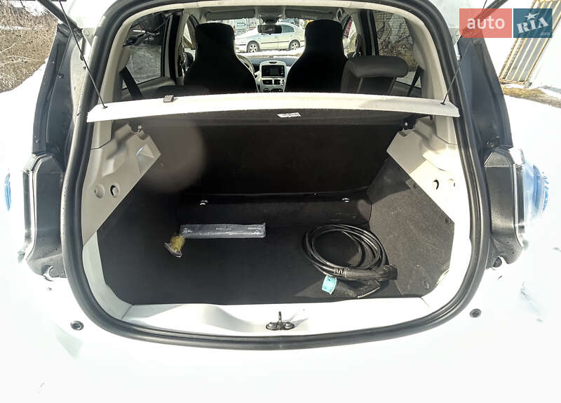 Хэтчбек Renault Zoe 2019 в Львове