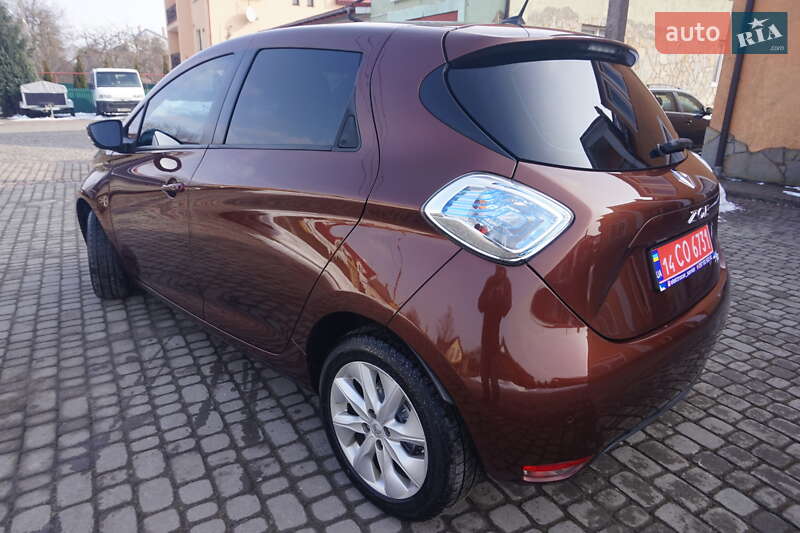 Хэтчбек Renault Zoe 2015 в Самборе фото 19 Хэтчбек Renault Zoe 2015 в Самборе