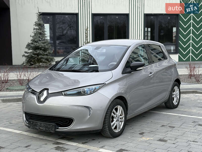 Хэтчбек Renault Zoe 2016 в Городке фото Хэтчбек Renault Zoe 2016 в Городке