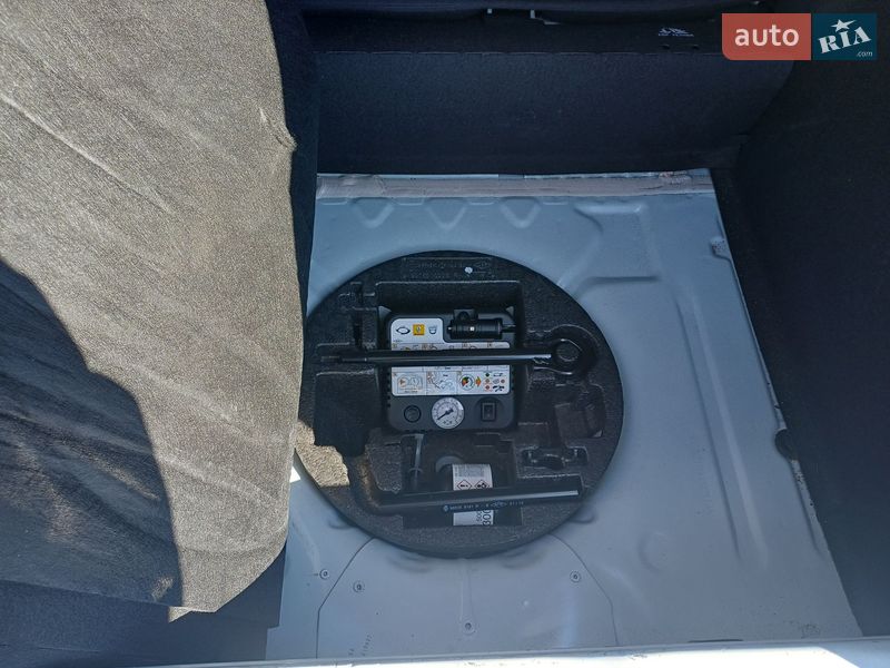 Хэтчбек Renault Zoe 2018 в Луцке