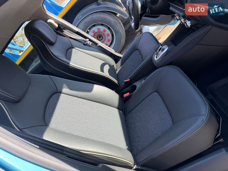 Хэтчбек Renault Zoe 2023 в Тернополе