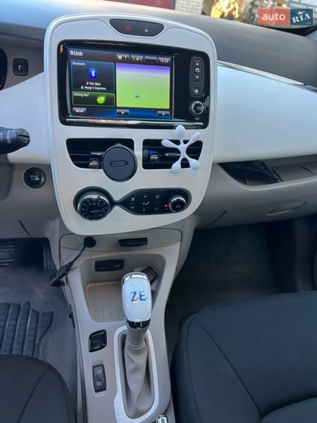 Хэтчбек Renault Zoe 2016 в Рожище