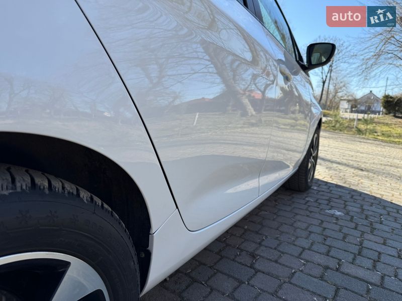 Хэтчбек Renault Zoe 2018 в Львове