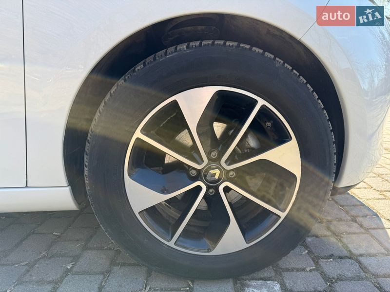 Хэтчбек Renault Zoe 2018 в Львове