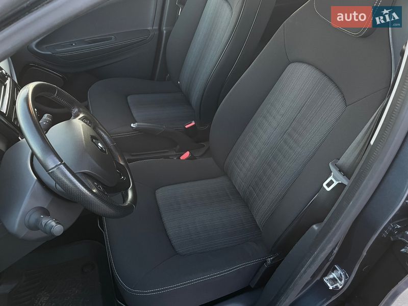 Хэтчбек Renault Zoe 2018 в Тернополе