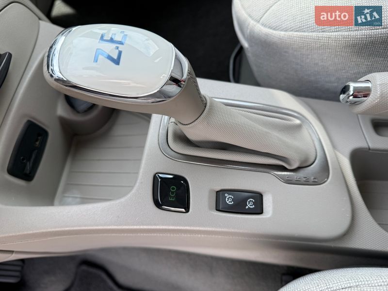 Хэтчбек Renault Zoe 2018 в Львове