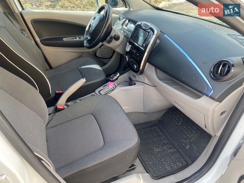 Хэтчбек Renault Zoe 2013 в Тернополе