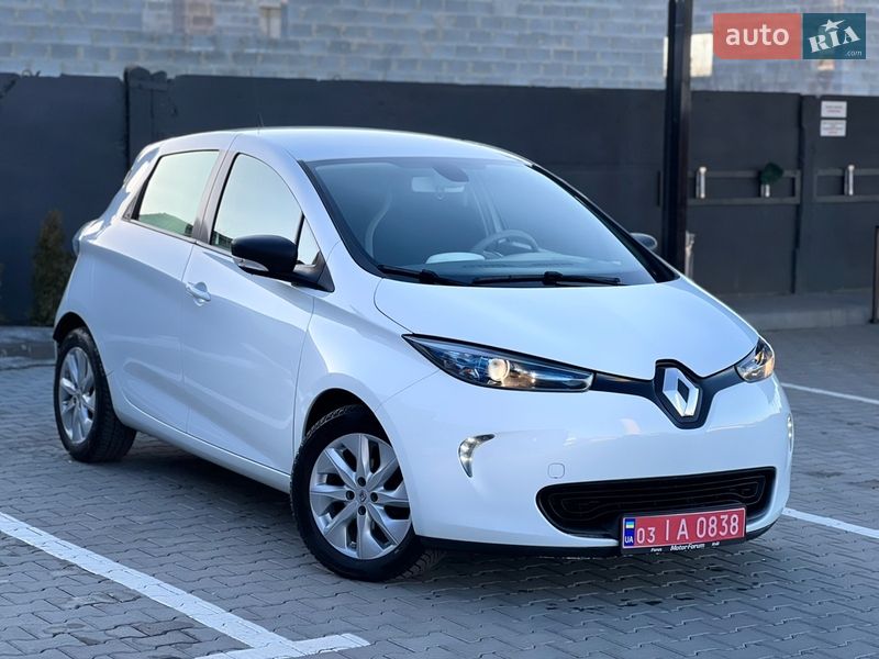 Хэтчбек Renault Zoe 2018 в Дубно