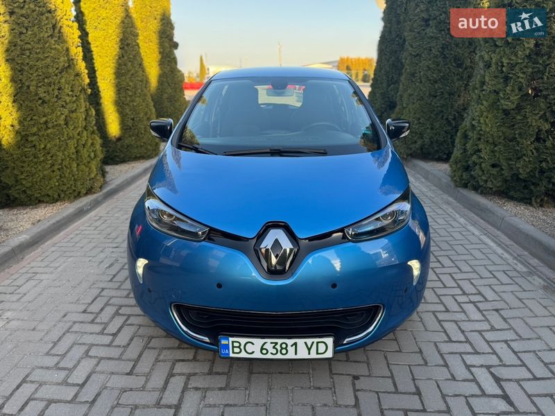 Хэтчбек Renault Zoe 2017 в Городке