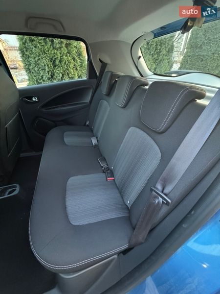 Хэтчбек Renault Zoe 2017 в Городке