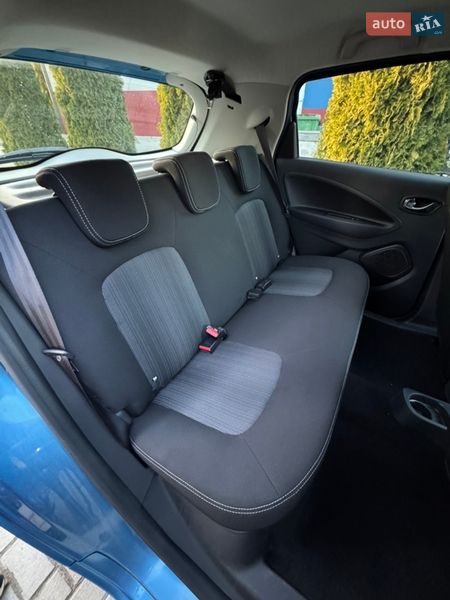 Хэтчбек Renault Zoe 2017 в Городке