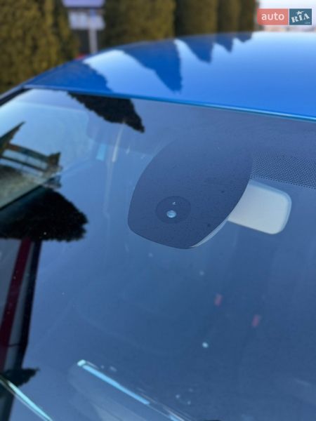 Хэтчбек Renault Zoe 2017 в Городке