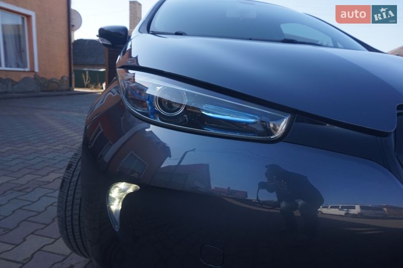 Хэтчбек Renault Zoe 2018 в Самборе
