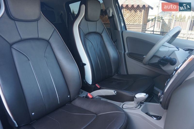 Хэтчбек Renault Zoe 2018 в Самборе