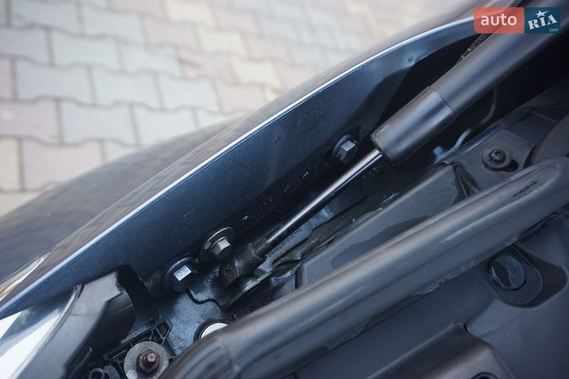 Хэтчбек Renault Zoe 2018 в Самборе