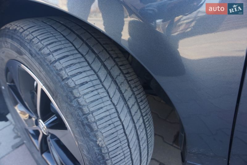 Хэтчбек Renault Zoe 2018 в Самборе