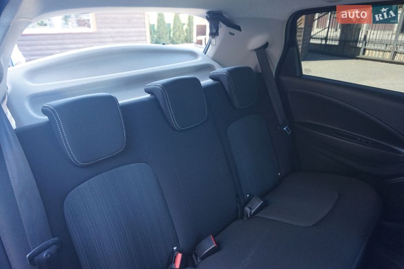 Хэтчбек Renault Zoe 2018 в Самборе