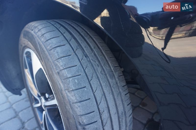 Хэтчбек Renault Zoe 2018 в Самборе