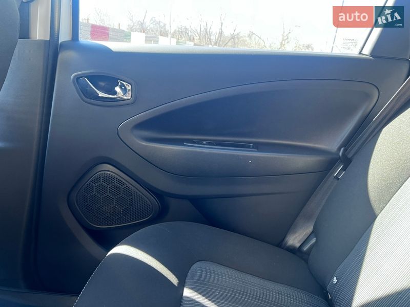 Хэтчбек Renault Zoe 2017 в Кропивницком