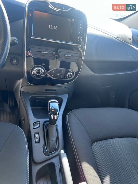 Хэтчбек Renault Zoe 2017 в Кропивницком