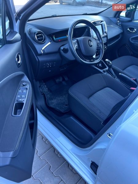 Хэтчбек Renault Zoe 2017 в Кропивницком