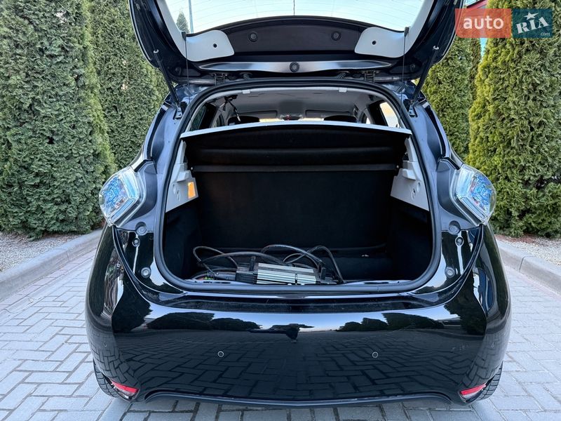 Хэтчбек Renault Zoe 2015 в Львове
