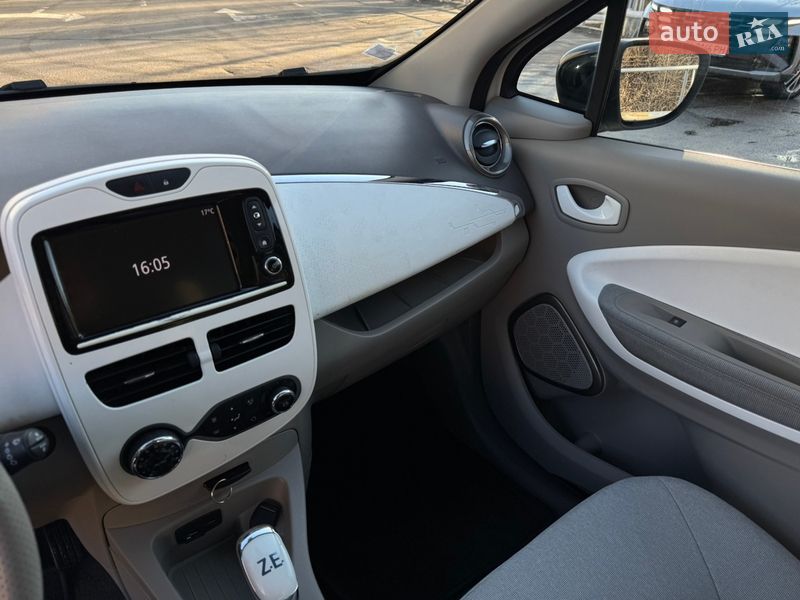 Хэтчбек Renault Zoe 2017 в Киеве