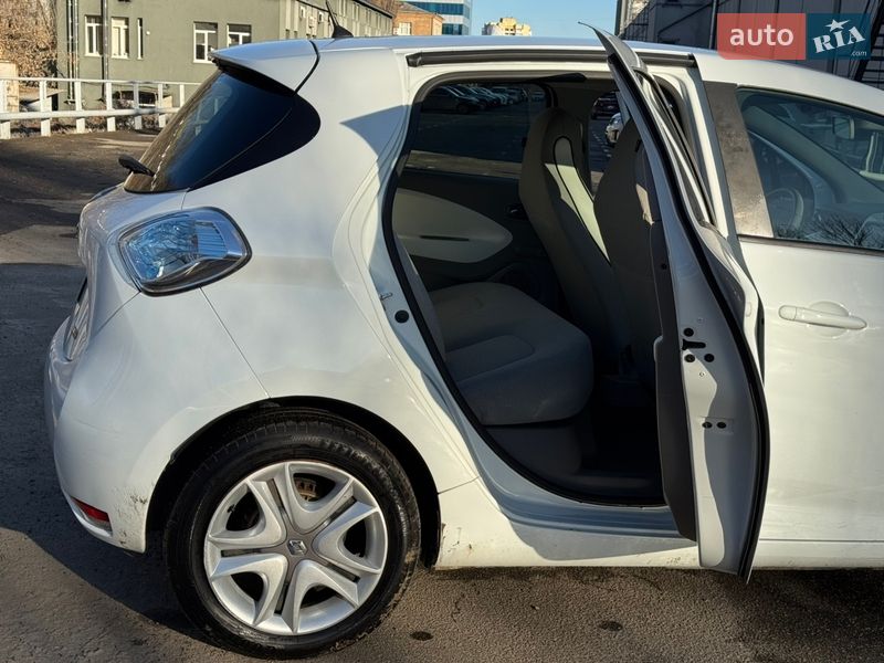 Хэтчбек Renault Zoe 2017 в Киеве